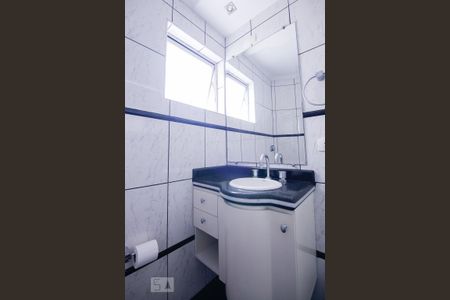 Apartamento à venda com 58m², 2 quartos e 1 vaga Apartamento à venda com 58m², 2 quartos e 1 vagaBanheiro