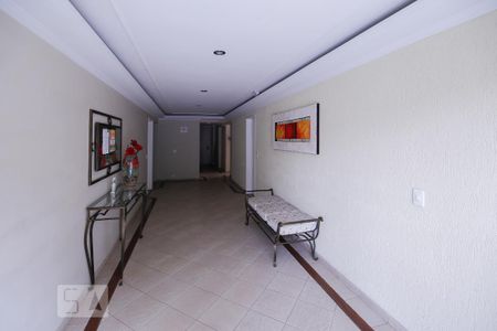 Apartamento à venda com 58m², 2 quartos e 1 vaga Apartamento à venda com 58m², 2 quartos e 1 vagaHall Social