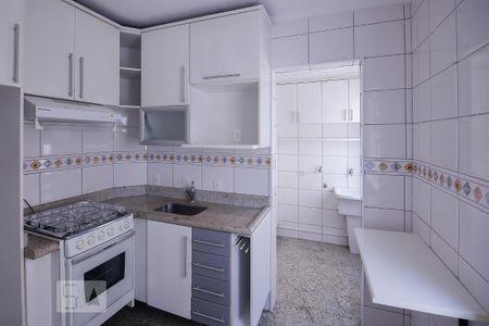 Apartamento à venda com 58m², 2 quartos e 1 vaga Apartamento à venda com 58m², 2 quartos e 1 vagaCozinha