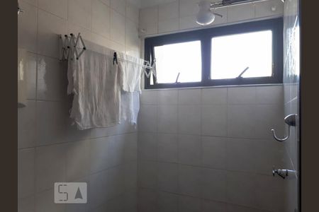 Apartamento para alugar com 196m², 4 quartos e 2 vagas Apartamento para alugar com 196m², 4 quartos e 2 vagasLavanderia