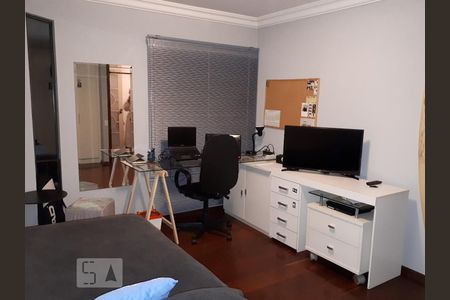 Apartamento para alugar com 196m², 4 quartos e 2 vagas Apartamento para alugar com 196m², 4 quartos e 2 vagasDormitório 3