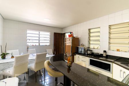 Casa à venda com 125m², 3 quartos e 2 vagasCozinha