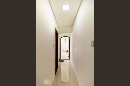 Casa à venda com 125m², 3 quartos e 2 vagasCorredor