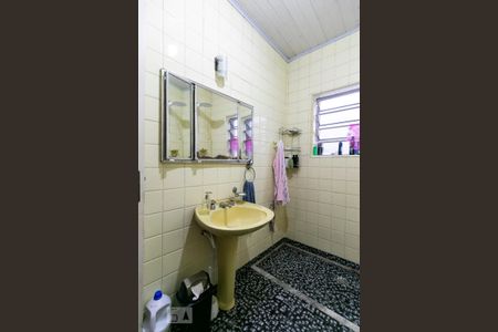 Banheiro de casa à venda com 3 quartos, 170m² em Chácara Califórnia, São Paulo