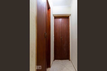 Acesso Banheiro e Quartos de casa para alugar com 2 quartos, 45m² em Jardim Santa Maria, São Paulo
