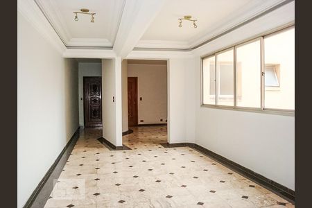 Apartamento à venda com 354m², 6 quartos e sem vagaSala