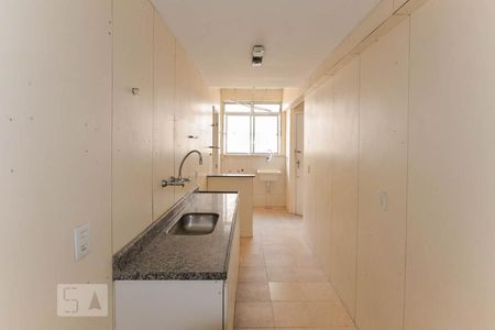 Apartamento para alugar com 180m², 3 quartos e 2 vagas Apartamento para alugar com 180m², 3 quartos e 2 vagasCozinha