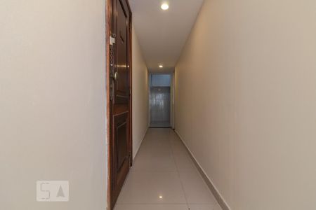 Corredor de apartamento para alugar com 1 quarto, 40m² em Copacabana, Rio de Janeiro