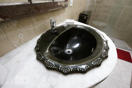 Apartamento à venda com 75m², 2 quartos e 1 vagaBanheiro