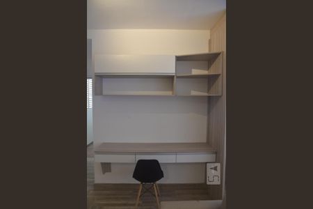 Sala de kitnet/studio para alugar com 1 quarto, 34m² em Jardim da Glória, São Paulo