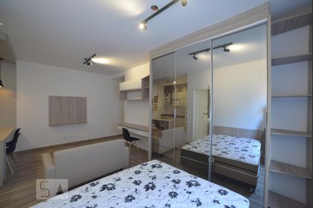 Quarto de kitnet/studio para alugar com 1 quarto, 34m² em Jardim da Glória, São Paulo