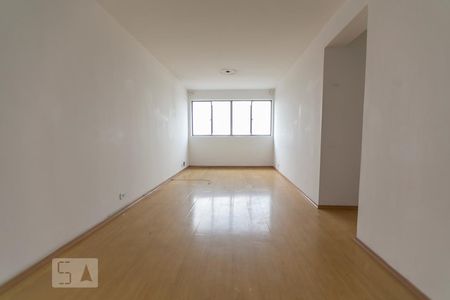 Sala de apartamento para alugar com 2 quartos, 71m² em Vila Ipojuca, São Paulo