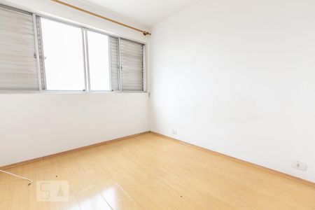 Quarto 2 de apartamento para alugar com 2 quartos, 71m² em Vila Ipojuca, São Paulo