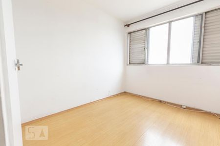 Quarto 1 de apartamento à venda com 2 quartos, 71m² em Vila Ipojuca, São Paulo