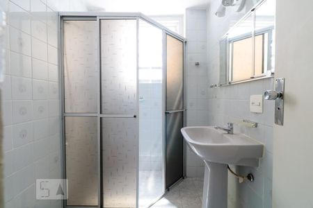 Banheiro de apartamento à venda com 1 quarto, 57m² em Jardim Paulista, São Paulo