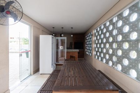 Apartamento para alugar com 48m², 2 quartos e 1 vaga Apartamento para alugar com 48m², 2 quartos e 1 vagaÁrea comum - Churrasqueira