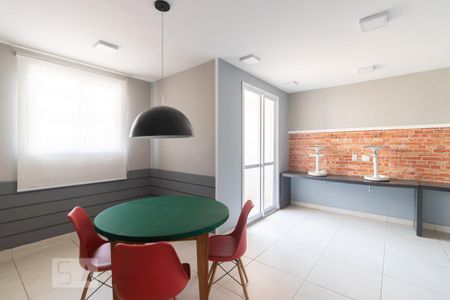 Apartamento para alugar com 48m², 2 quartos e 1 vaga Apartamento para alugar com 48m², 2 quartos e 1 vagaÁrea comum - Salão de Jogos