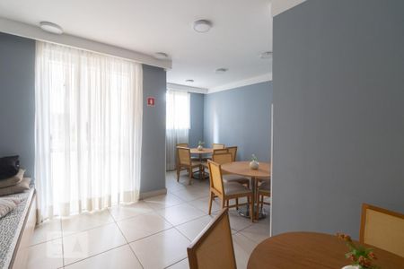 Apartamento para alugar com 48m², 2 quartos e 1 vaga Apartamento para alugar com 48m², 2 quartos e 1 vagaÁrea comum - Salão de festas Adulto