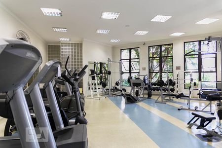 Apartamento à venda com 500m², 5 quartos e 4 vagas Apartamento à venda com 500m², 5 quartos e 4 vagasÁrea comum - Academia