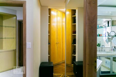 Apartamento à venda com 500m², 5 quartos e 4 vagas Apartamento à venda com 500m², 5 quartos e 4 vagasSuíte 4