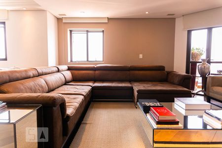 Apartamento à venda com 500m², 5 quartos e 4 vagas Apartamento à venda com 500m², 5 quartos e 4 vagasSala