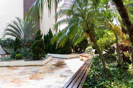 Apartamento à venda com 500m², 5 quartos e 4 vagas Apartamento à venda com 500m², 5 quartos e 4 vagasÁrea comum - Jardim