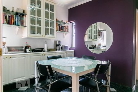 Apartamento à venda com 500m², 5 quartos e 4 vagas Apartamento à venda com 500m², 5 quartos e 4 vagasSala de Jantar