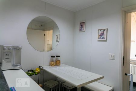 Apartamento à venda com 500m², 5 quartos e 4 vagas Apartamento à venda com 500m², 5 quartos e 4 vagasCozinha