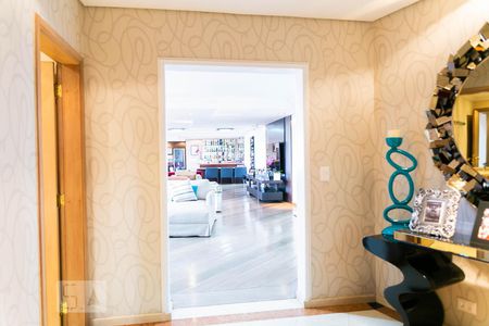 Hall de Entrada de apartamento à venda com 5 quartos, 500m² em Bosque da Saúde, São Paulo