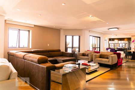 Apartamento à venda com 500m², 5 quartos e 4 vagas Apartamento à venda com 500m², 5 quartos e 4 vagasSala