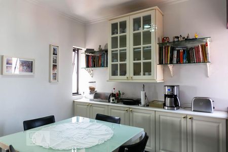 Apartamento à venda com 500m², 5 quartos e 4 vagas Apartamento à venda com 500m², 5 quartos e 4 vagasSala de Jantar