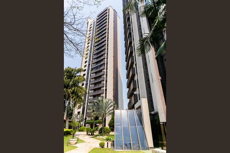 Apartamento à venda com 500m², 5 quartos e 4 vagas Apartamento à venda com 500m², 5 quartos e 4 vagasFachada