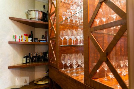 Apartamento à venda com 500m², 5 quartos e 4 vagas Apartamento à venda com 500m², 5 quartos e 4 vagasSaleta do bar