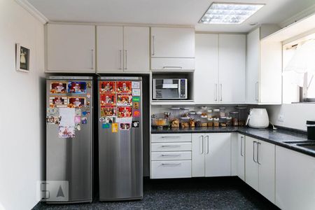 Apartamento à venda com 500m², 5 quartos e 4 vagas Apartamento à venda com 500m², 5 quartos e 4 vagasCozinha