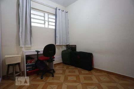 Quarto 2 de casa à venda com 5 quartos, 180m² em Jardim das Flores, Osasco