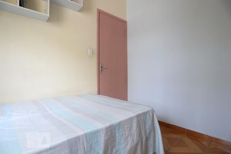 Quarto 1 de casa à venda com 5 quartos, 180m² em Jardim das Flores, Osasco