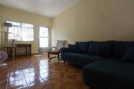 Sala de casa à venda com 5 quartos, 180m² em Jardim das Flores, Osasco