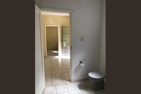 Banheiro de casa para alugar com 2 quartos, 85m² em Vila Baruel, São Paulo