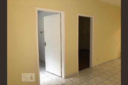Sala de casa para alugar com 2 quartos, 85m² em Vila Baruel, São Paulo