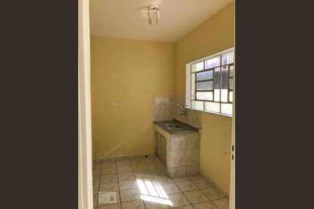 Cozinha de casa para alugar com 2 quartos, 85m² em Vila Baruel, São Paulo
