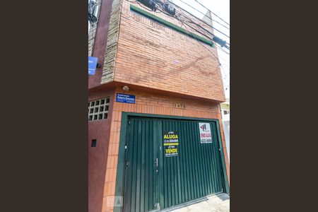 Casa para alugar com 330m², 3 quartos e 2 vagas Casa para alugar com 330m², 3 quartos e 2 vagasFachada