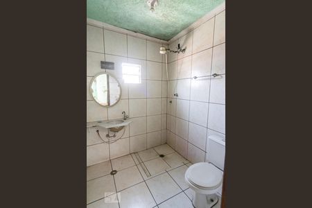 Casa para alugar com 330m², 3 quartos e 2 vagas Casa para alugar com 330m², 3 quartos e 2 vagasBanheiro