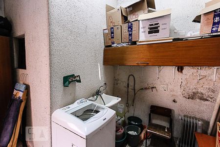 Casa à venda com 320m², 3 quartos e 2 vagasÁrea de Serviço