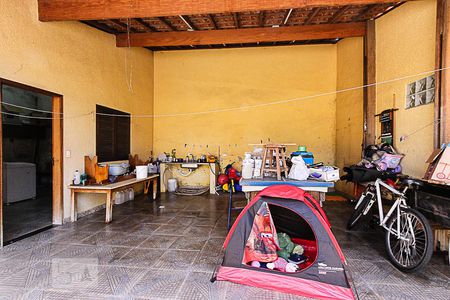 Casa à venda com 320m², 3 quartos e 2 vagasQuintal