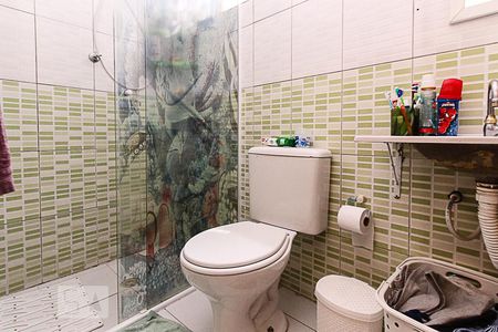 Casa à venda com 320m², 3 quartos e 2 vagasBanheiro