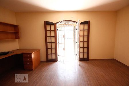 Casa à venda com 150m², 3 quartos e 2 vagasQuarto