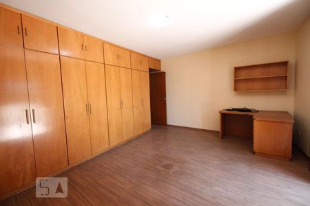Casa à venda com 150m², 3 quartos e 2 vagasQuarto