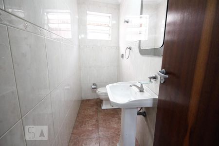 Casa à venda com 150m², 3 quartos e 2 vagasBanheiro
