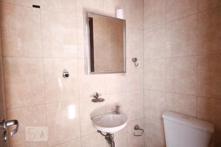 Casa à venda com 150m², 3 quartos e 2 vagasLavabo