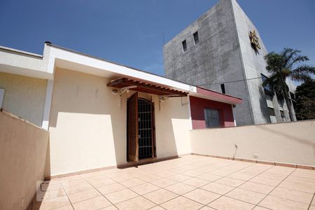 Casa à venda com 150m², 3 quartos e 2 vagasQuintal